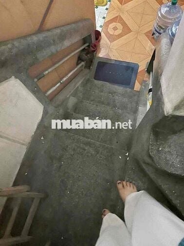 Bán nhà Nguyễn hồng đào xe hơi ngủ trong nhà 4.5x27 . gác suốc 13ty