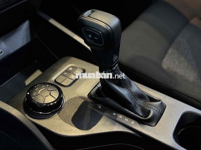 Ford Ranger 2024 XLS 2.0 4X4 AT - 20000 km | Lướt