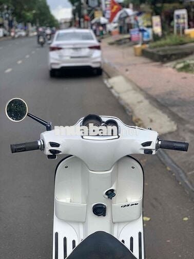 BÁN VESPA ĐÈN VUÔNG CÓ TRẢ GÓP KHÔNG CẦN TRẢ TRUOC