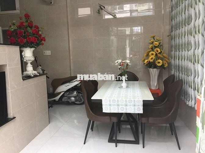 Bán nhà hẻm Phan Xích Long P2, 5.1x5.5m 2 lầu st giá bán 5.950 tỷ