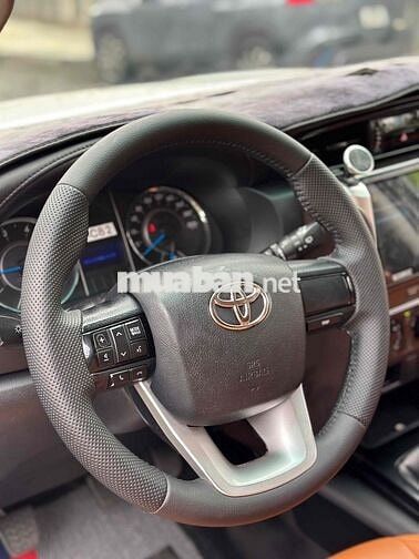 Toyota Fortuner 2017 2.4G 4x2 MT - 140000 km