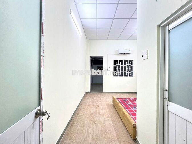 PHÒNG MỚI BANCOL CỰC ĐẸP ĐƯỜNG QUANG TRUNG