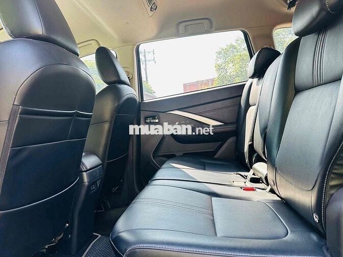 Mitsubishi Xpander 2024 Premium 1.5 AT - 39000 km