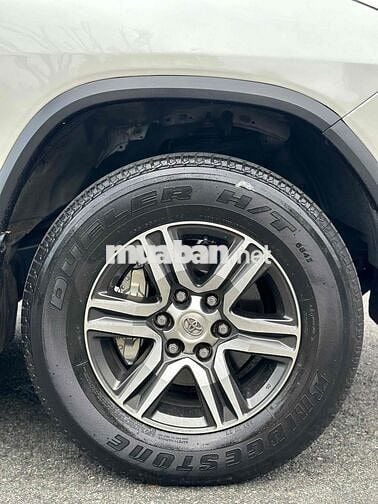Toyota Fortuner 2017 2.4G 4x2 MT - 140000 km