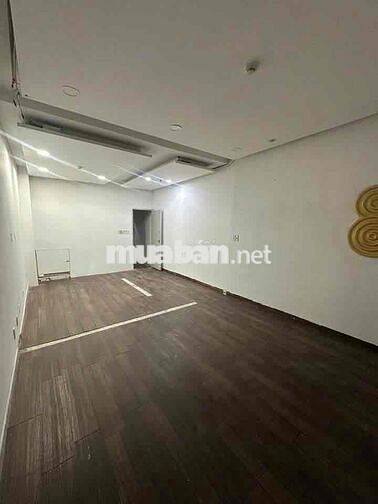 Nhà Mặt Tiền 320m² Trần Hưng Đạo Siêu Hiếm, Quận 1