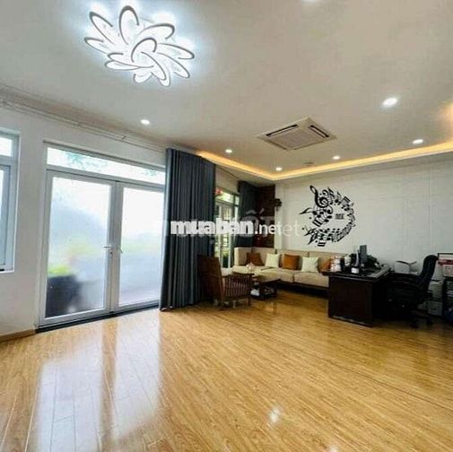 🎼 Bán nhà SÂN VƯỜN BIỆT THỰ HOÀNG HOA THÁM BT _156m2 HXH 3 tầng 23 tỷ