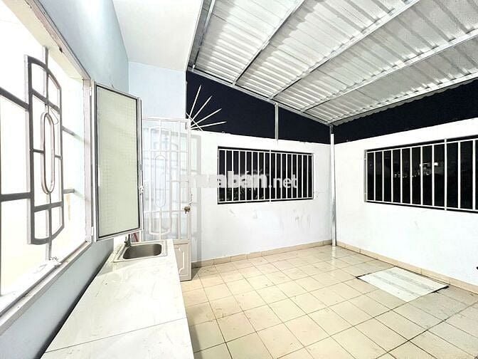 PHÒNG MỚI BANCOL CỰC ĐẸP ĐƯỜNG QUANG TRUNG