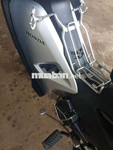 Way@110 mới cứng màu đen bạc ai cần alo....