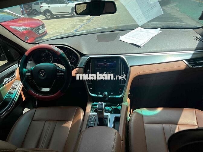 VinFast Lux SA2.0 2019 Premium 2.0 AT - 59900 km