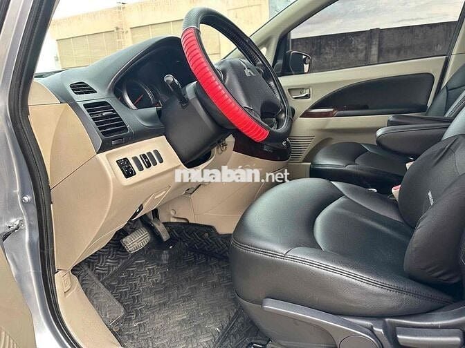 Mitsubishi Grandis 2009 2.4 Mivec - 138000 km