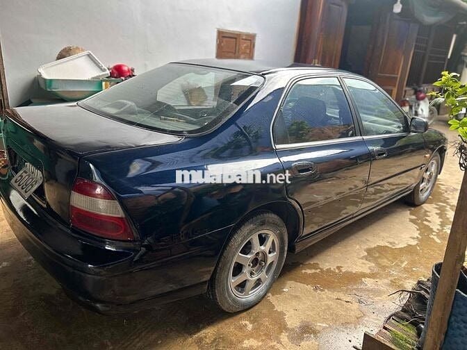 Honda Accord 1994 2.0 MT - 234567 km