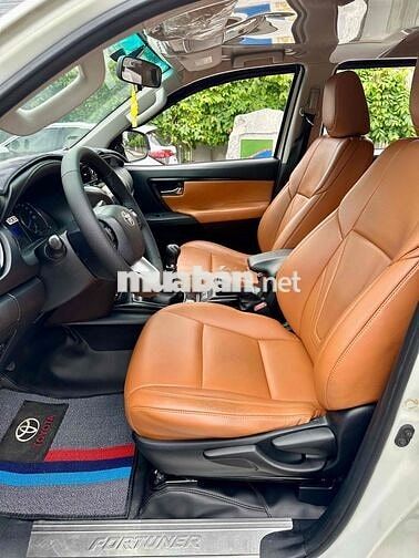 Toyota Fortuner 2017 2.4G 4x2 MT - 140000 km