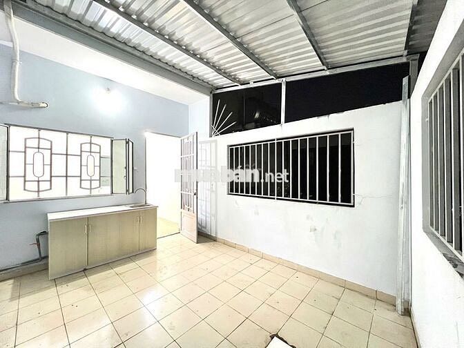 PHÒNG MỚI BANCOL CỰC ĐẸP ĐƯỜNG QUANG TRUNG