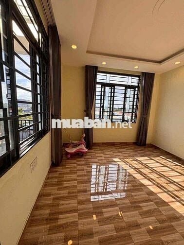 BIỆT THỰ MINI FULL NỘI THẤT. TRỆT 2 LẦU 3PN 4WC. SÂN THƯỢNG