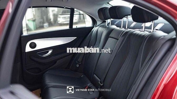 Mercedes-Benz E180 𝐗𝐞 𝐌𝐨̛́𝐢 𝟏𝟎𝟎% | Trả trước 250tr