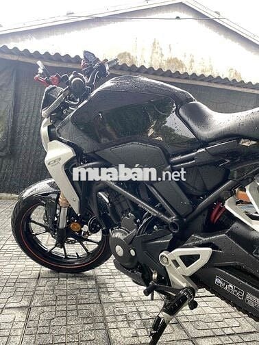HONDA CB300r