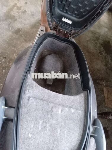 Bán, xe tay ga Shark giá tốt cho thợ , có giấy DK
