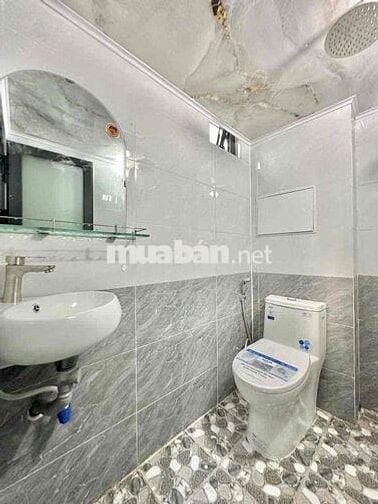 phòng mới xây giá rẻ ngay làng đại học, KTX khu B thoáng ở được đông