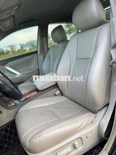 Toyota Camry 2010 2.4G - 110000 km