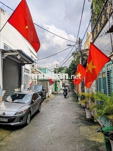 BÁN NHÀ Q12 - XE TẢI ĐẬU CỬA - DT KHỦNG - GIÁ CỰC TỐT