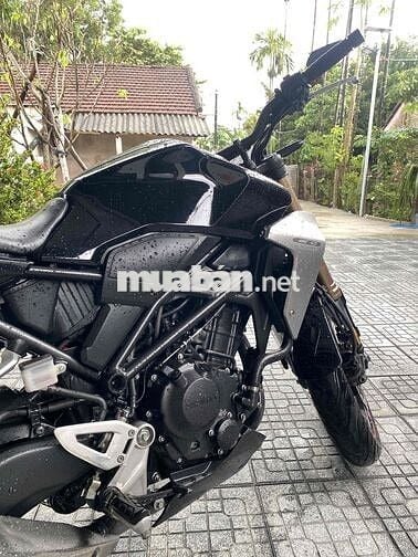 HONDA CB300r