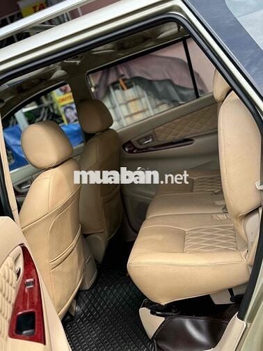 Toyota Innova 2006 G - 11111 km