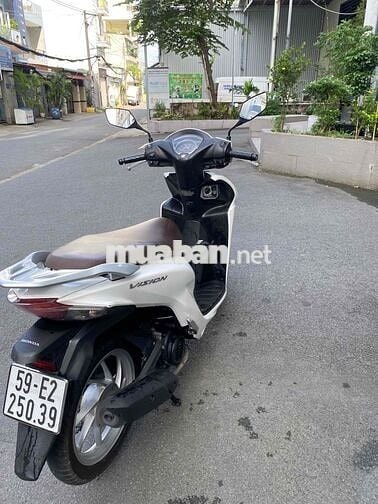 vision 2023 màu trắng Smartkey, chính chủ biển tp