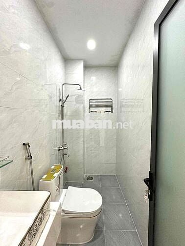 NHÀ ĐẸP DIỆN TÍCH KHỦNG – ĐẦU TÔ NGỌC VÂN, PHƯỜNG THỚI AN, Q.12