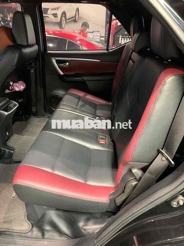 (Xe Hãng) Toyota Fortuner 2022 Legender 2.4 AT