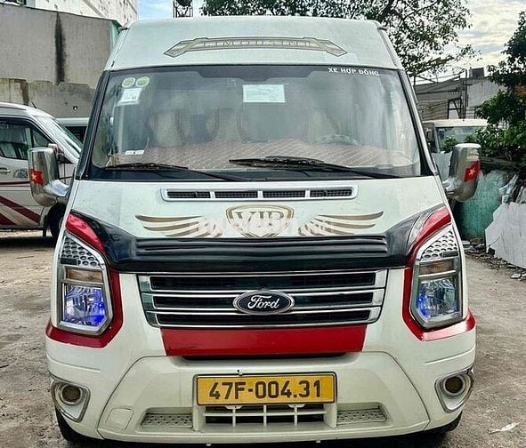 Ford Transit 2013 Limousine - 123456 km