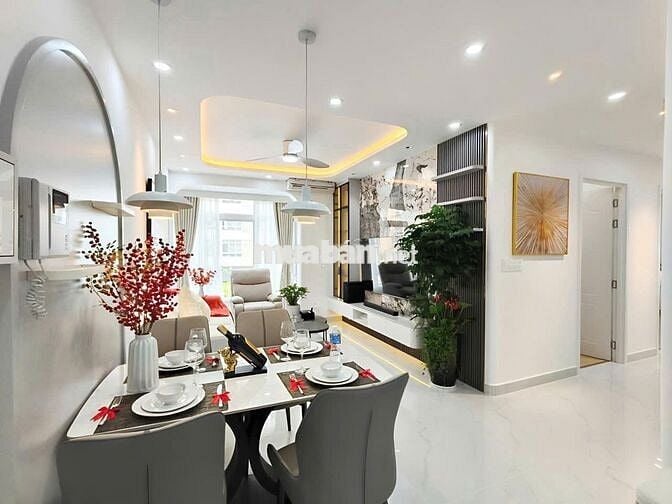 The Park Residence Bán Căn Hộ 1PN Giá 2 tỷ 400 Triệu