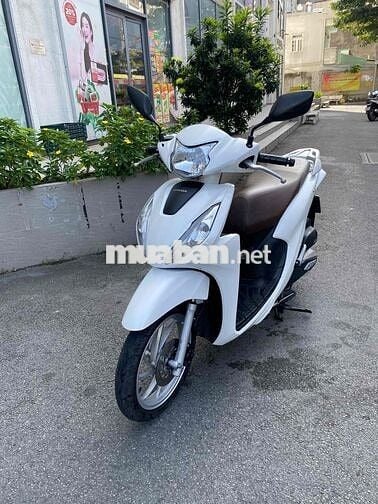 vision 2023 màu trắng Smartkey, chính chủ biển tp