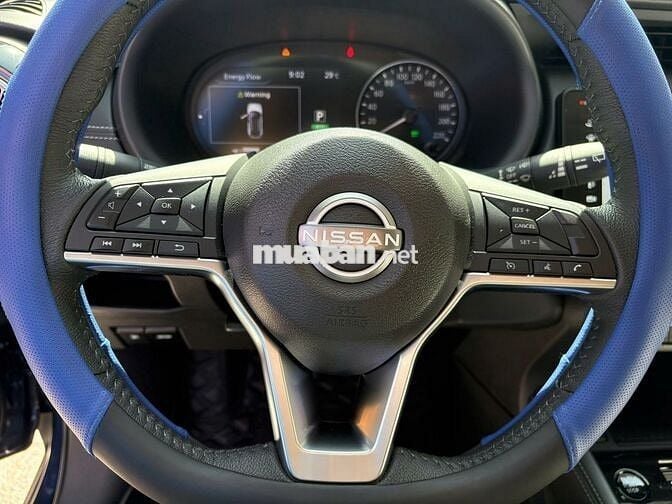 Nissan Kicks 8/2024 e-Power V - 900 km Like New