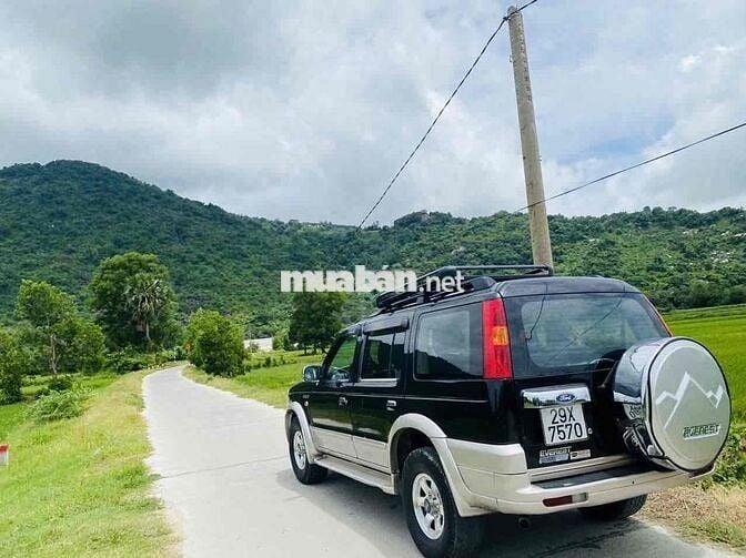 Ford Everest 2005 xăng MT