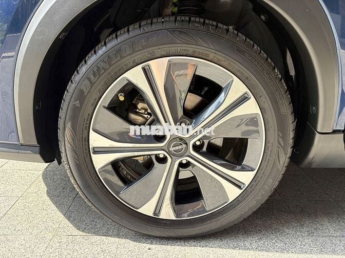 Nissan Kicks 8/2024 e-Power V - 900 km Like New