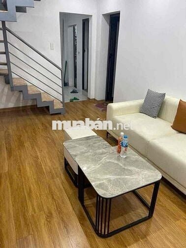 Bán nhà 4,8 tỷ sổ đỏ 100 m2 sử dụng phố Khương Trung - Thanh Xuân - Nh