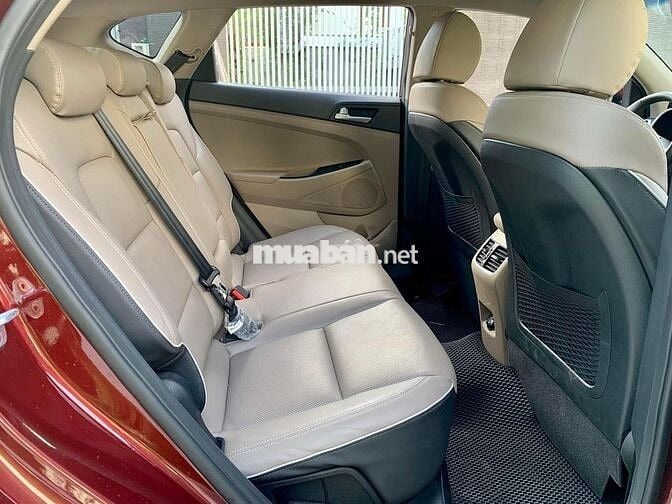 Hyundai Tucson 2020 máy xăng số tự động