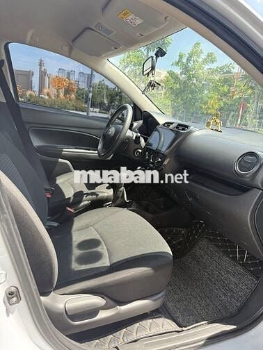 Mitsubishi Attrage 2021 số sàn màu trắng