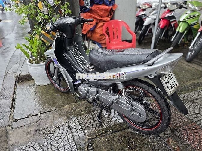 JUPITER V MÁY THÁI ZIN ÊM .ĐẸP LONG LANH