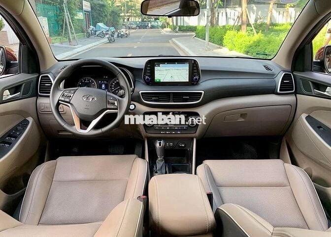 Hyundai Tucson 2020 máy xăng số tự động