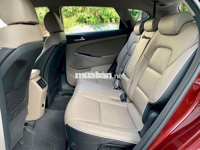 Hyundai Tucson 2020 máy xăng số tự động