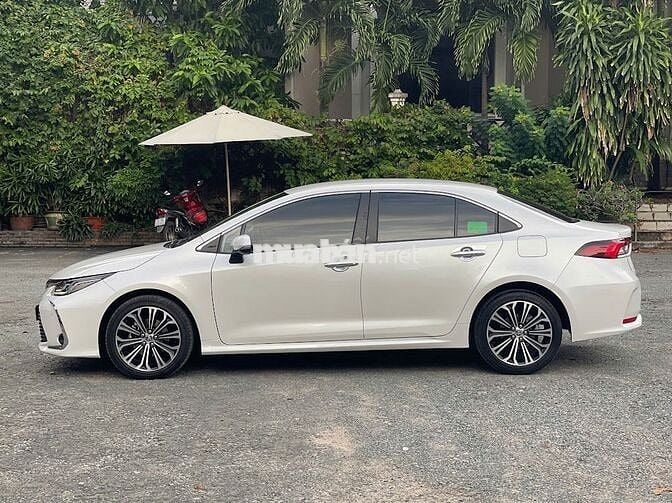 (Xe Hãng) Toyota Corolla Altis 2022 1.8V - 15294km