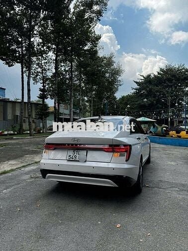 Hyundai Accent 2024 1.5 AT Cao cấp - 6986 km