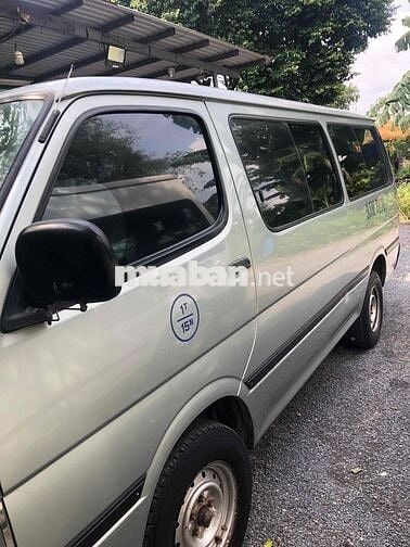 Toyota Hiace 2004 16 chỗ - 80000 km