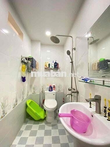 Nhà nguyên căn siêu rộng ngay ngã ba Cây Trâm Phạm Văn Chiêu
