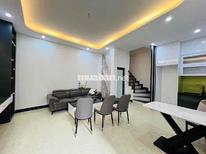 Bùi Xương Trạch - 32m2 , 5 tầng , MT 6m , ngõ thông , 8,3tỷ