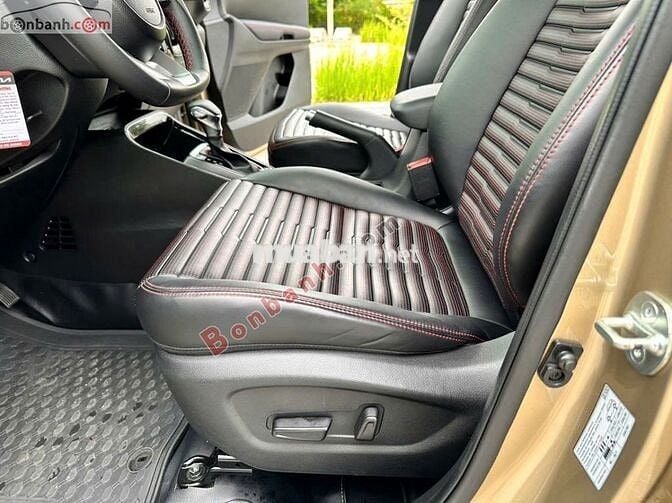 Kia Sonet Premium 1.5 AT 2023 - 555 Triệu