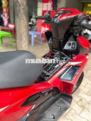 Xe máy Honda Air Blade 125 màu đỏ 2023