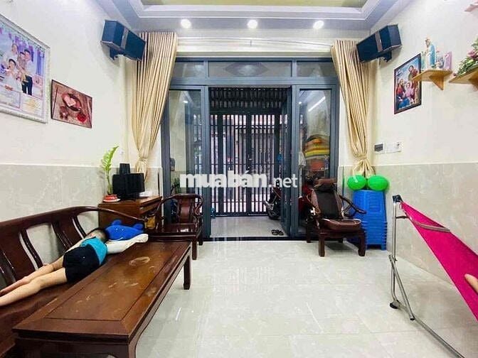 Nhà nguyên căn siêu rộng ngay ngã ba Cây Trâm Phạm Văn Chiêu