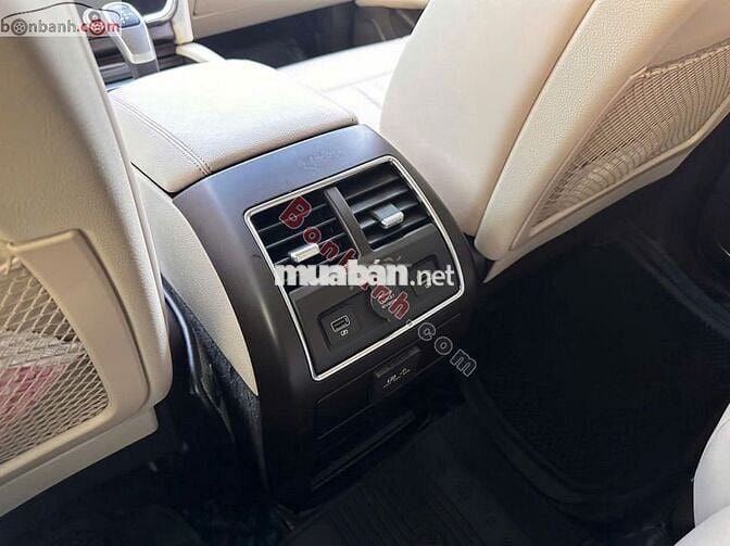 VinFast Lux SA 2.0 Premium 2.0 AT 2020 - 595 Triệu